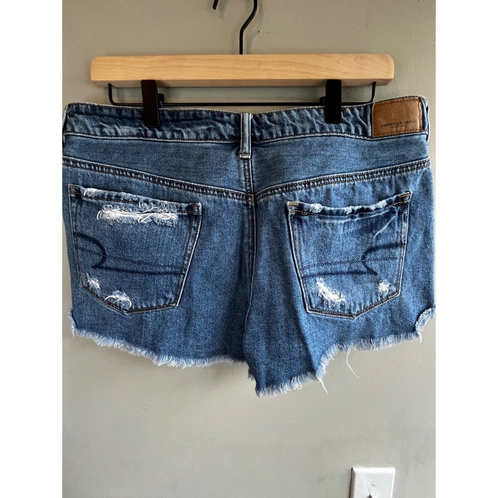 American Eagle Denim Distressed Embroidered Festival Jean Shorts Size 12 Boho - Picture 5 of 8